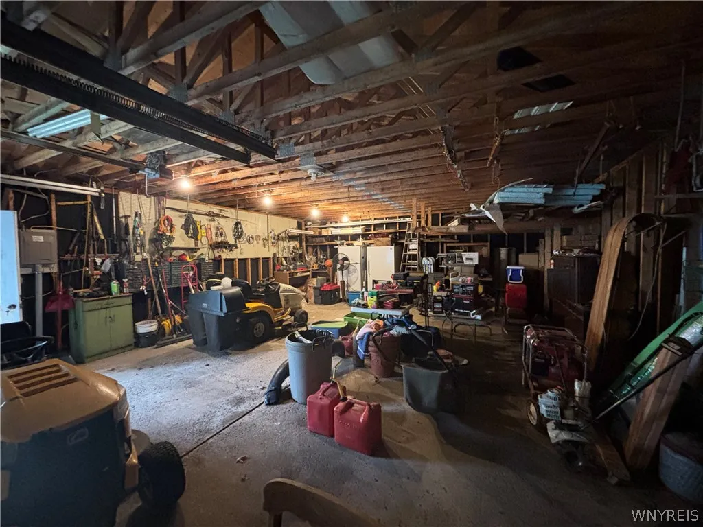 5643 Fisk Road, Pendleton, New York 14094, Pendleton, New York 14094, 3 Bedroom Bedrooms, 7 Room Rooms,2 BathroomBathrooms,Residential,For Sale,5643 Fisk Road, Pendleton, New York 14094,0,B1719414