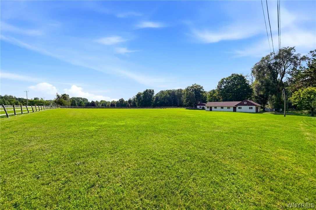 4970 Goodrich Road, Clarence, New York 14031, Clarence, New York 14031, 3 Bedroom Bedrooms, 11 Room Rooms,2 BathroomBathrooms,Residential,For Sale,4970 Goodrich Road, Clarence, New York 14031,0,B1719542