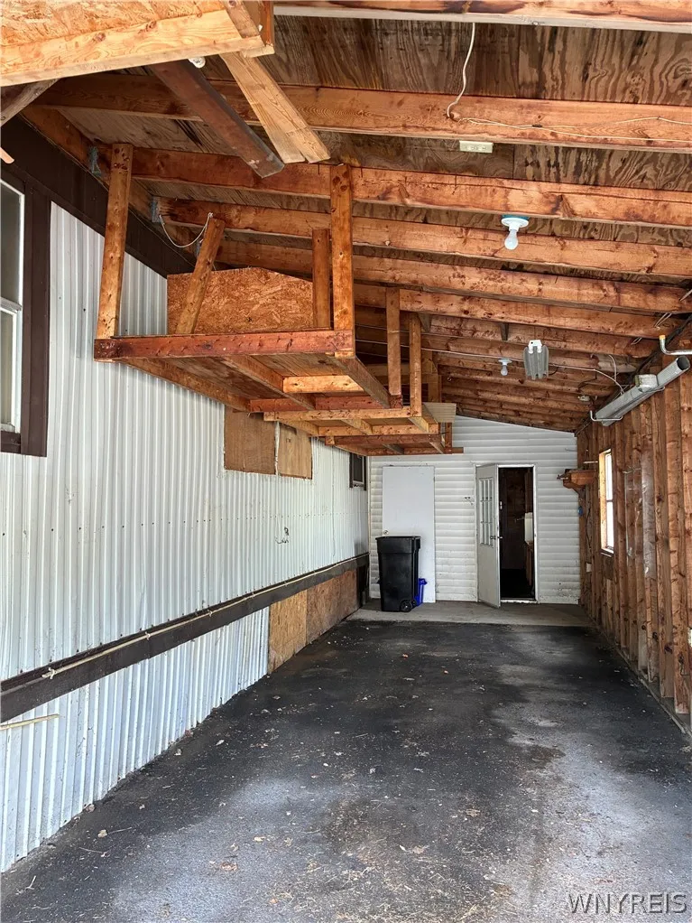 OVERHEAD STORAGE