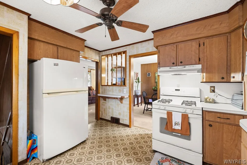 132 Madison Avenue, Lackawanna, New York 14218, Lackawanna, New York 14218, 3 Bedroom Bedrooms, 7 Room Rooms,1 BathroomBathrooms,Residential,For Sale,132 Madison Avenue, Lackawanna, New York 14218,0,B1719267