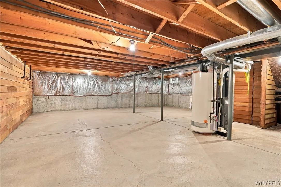 130 Breezewood, Amherst, New York 14051, Amherst, New York 14051, 3 Bedroom Bedrooms, 5 Room Rooms,2 BathroomBathrooms,Residential,For Sale,130 Breezewood, Amherst, New York 14051,0,B1714448