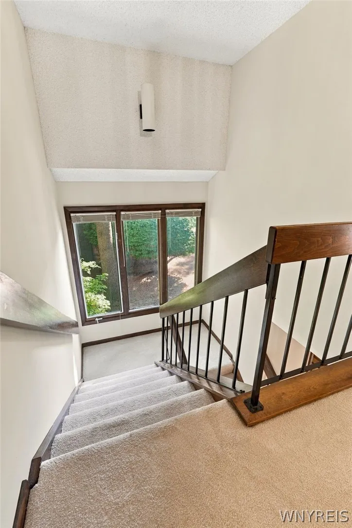 130 Breezewood, Amherst, New York 14051, Amherst, New York 14051, 3 Bedroom Bedrooms, 5 Room Rooms,2 BathroomBathrooms,Residential,For Sale,130 Breezewood, Amherst, New York 14051,0,B1714448