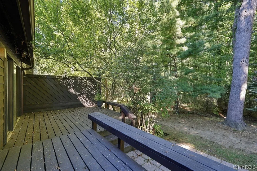 130 Breezewood, Amherst, New York 14051, Amherst, New York 14051, 3 Bedroom Bedrooms, 5 Room Rooms,2 BathroomBathrooms,Residential,For Sale,130 Breezewood, Amherst, New York 14051,0,B1714448