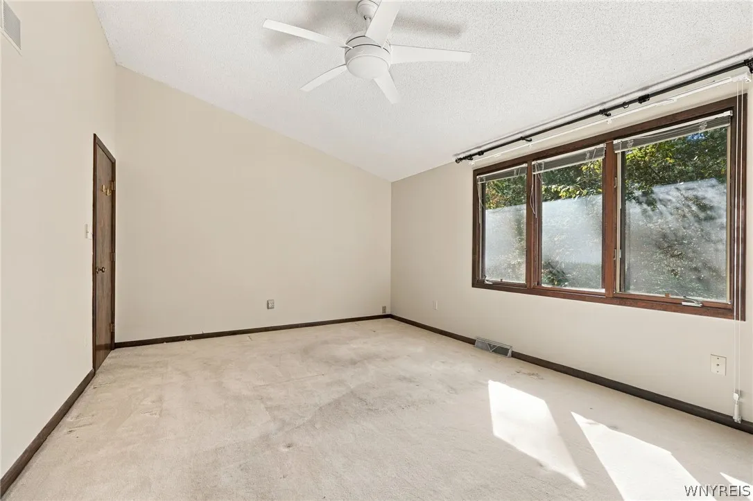 130 Breezewood, Amherst, New York 14051, Amherst, New York 14051, 3 Bedroom Bedrooms, 5 Room Rooms,2 BathroomBathrooms,Residential,For Sale,130 Breezewood, Amherst, New York 14051,0,B1714448