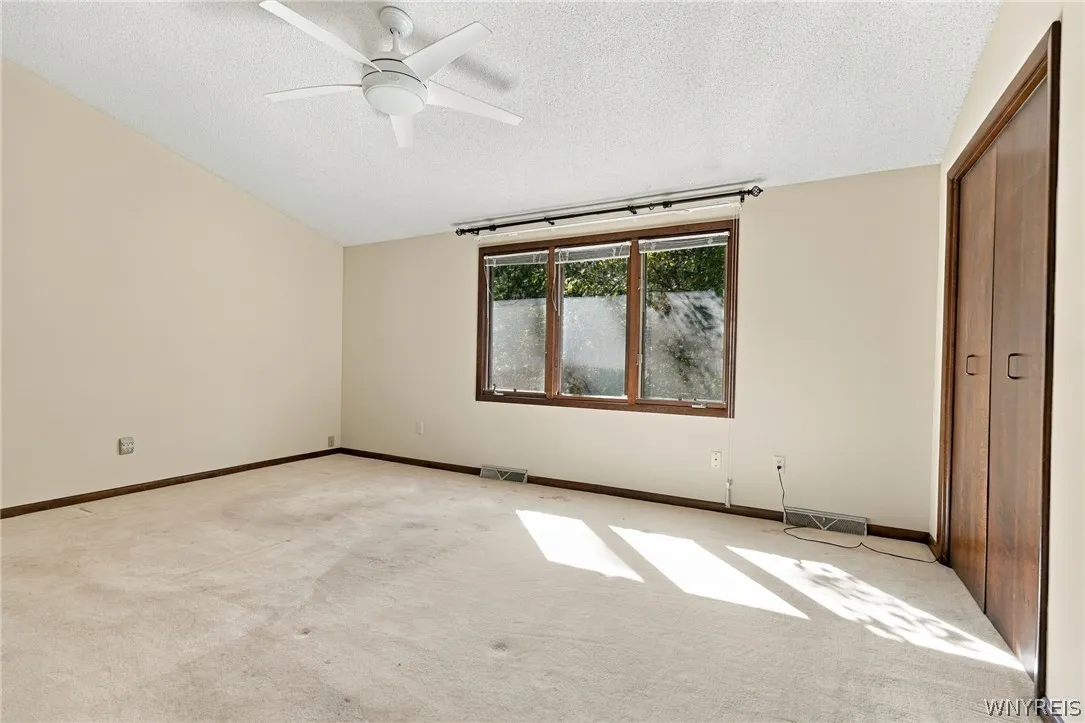 130 Breezewood, Amherst, New York 14051, Amherst, New York 14051, 3 Bedroom Bedrooms, 5 Room Rooms,2 BathroomBathrooms,Residential,For Sale,130 Breezewood, Amherst, New York 14051,0,B1714448