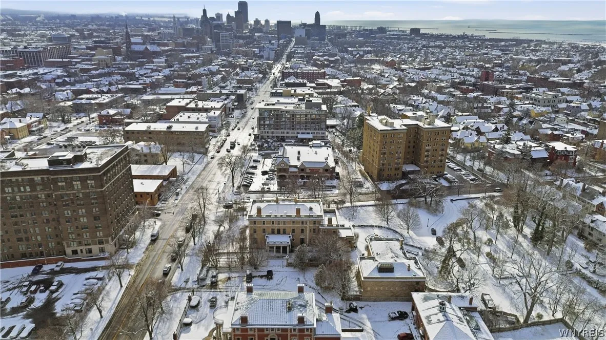 672 Delaware Avenue, Buffalo, New York 14209, Buffalo, New York 14209, ,Commercial Sale,For Sale,672 Delaware Avenue, Buffalo, New York 14209,0,B1719577