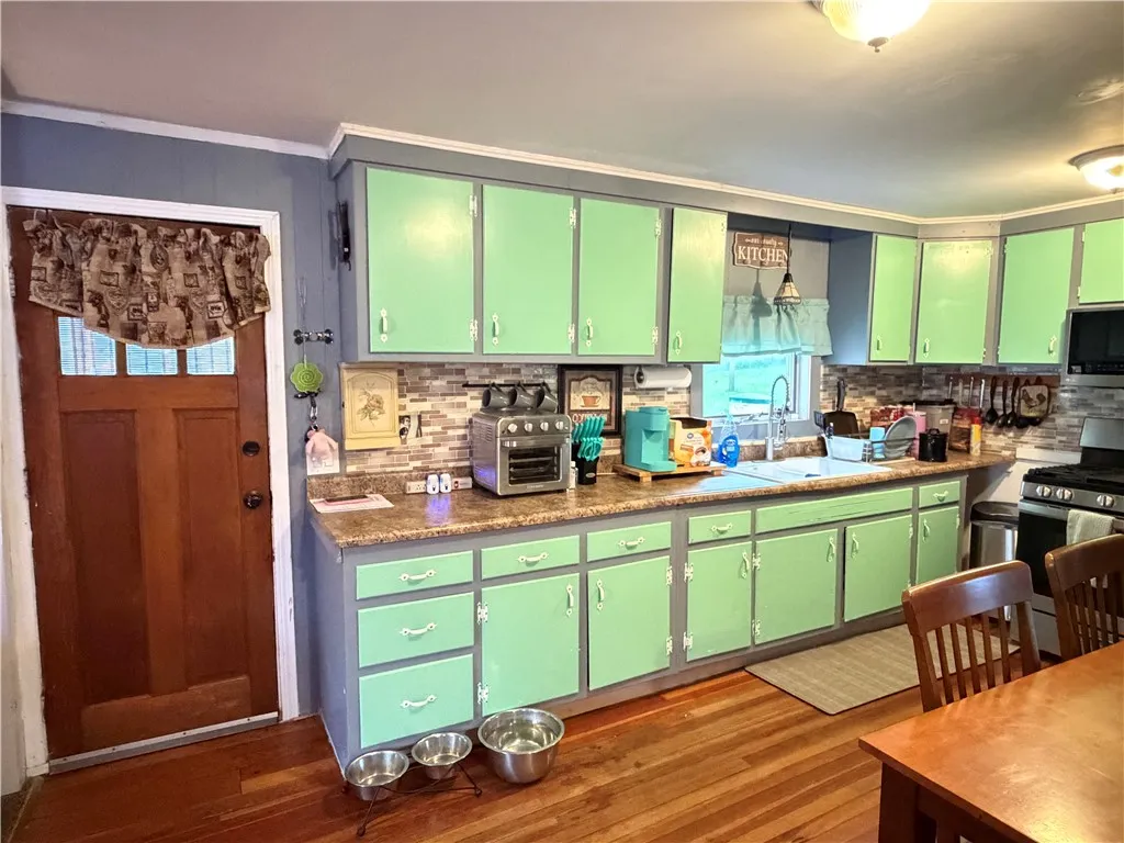 1 Orchard Street, Sidney, New York 13838, Sidney, New York 13838, 2 Bedroom Bedrooms, 7 Room Rooms,1 BathroomBathrooms,Residential,For Sale,1 Orchard Street, Sidney, New York 13838,0,R1719575