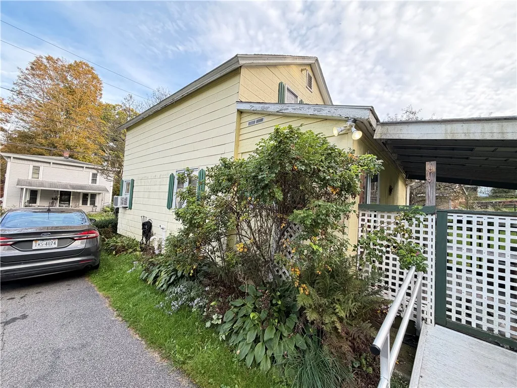 1 Orchard Street, Sidney, New York 13838, Sidney, New York 13838, 2 Bedroom Bedrooms, 7 Room Rooms,1 BathroomBathrooms,Residential,For Sale,1 Orchard Street, Sidney, New York 13838,0,R1719575