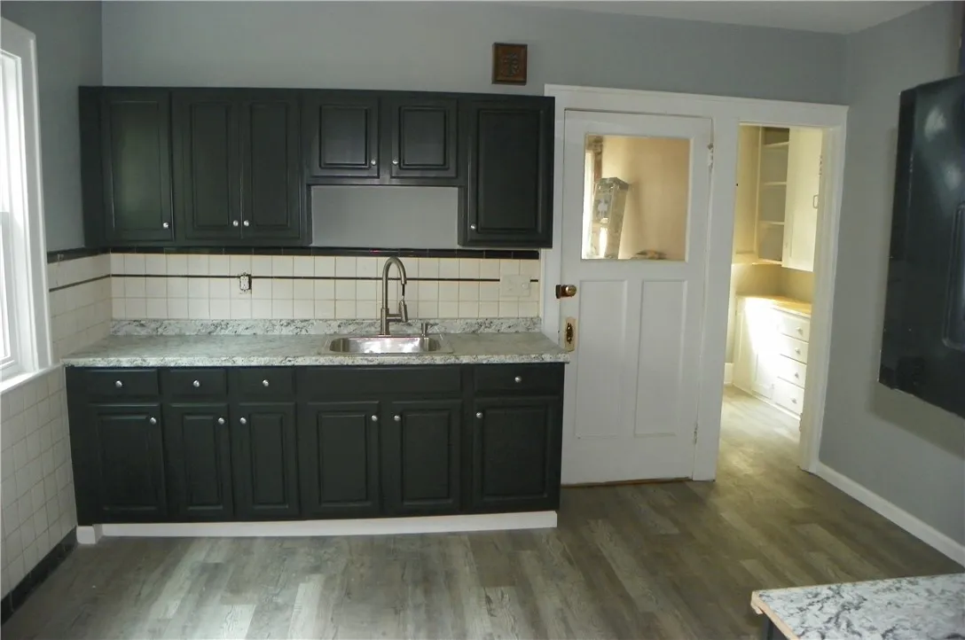 45-47 Werner Park 45, Rochester, New York 14620, Rochester, New York 14620, 3 Bedroom Bedrooms, 7 Room Rooms,1 BathroomBathrooms,Residential Lease,For Rent,45-47 Werner Park 45, Rochester, New York 14620,0,R1719659