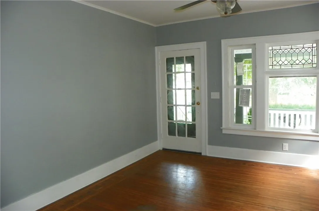 45-47 Werner Park 45, Rochester, New York 14620, Rochester, New York 14620, 3 Bedroom Bedrooms, 7 Room Rooms,1 BathroomBathrooms,Residential Lease,For Rent,45-47 Werner Park 45, Rochester, New York 14620,0,R1719659