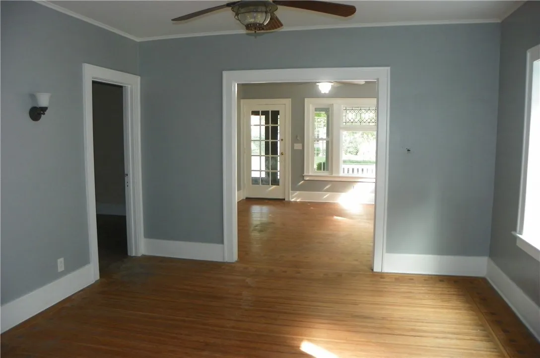 45-47 Werner Park 45, Rochester, New York 14620, Rochester, New York 14620, 3 Bedroom Bedrooms, 7 Room Rooms,1 BathroomBathrooms,Residential Lease,For Rent,45-47 Werner Park 45, Rochester, New York 14620,0,R1719659