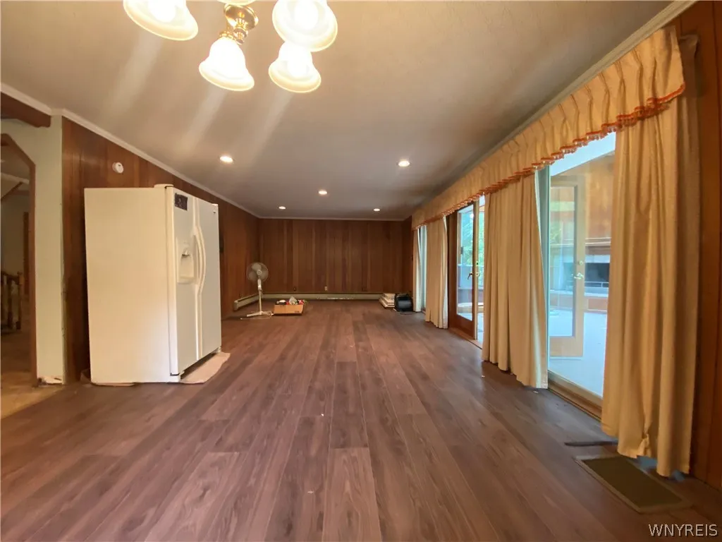 6768 Southwestern Boulevard, Hamburg, New York 140, Hamburg, New York 14085, 3 Bedroom Bedrooms, 6 Room Rooms,2 BathroomBathrooms,Residential,For Sale,6768 Southwestern Boulevard, Hamburg, New York 140,0,B1719544
