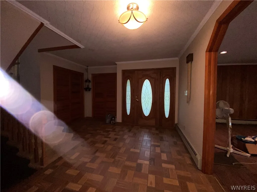 6768 Southwestern Boulevard, Hamburg, New York 140, Hamburg, New York 14085, 3 Bedroom Bedrooms, 6 Room Rooms,2 BathroomBathrooms,Residential,For Sale,6768 Southwestern Boulevard, Hamburg, New York 140,0,B1719544