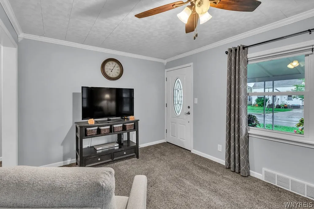 Living​​‌​​​​‌​​‌‌​‌‌​​​‌‌​‌​‌​‌​​​‌​​ Room