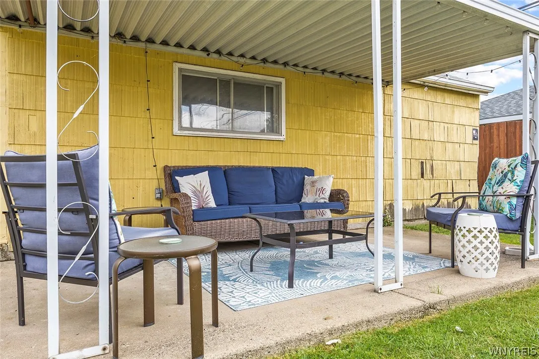 141 North Ellwood Avenue, Tonawanda, New York 1422, Tonawanda, New York 14223, 4 Bedroom Bedrooms, 8 Room Rooms,2 BathroomBathrooms,Residential,For Sale,141 North Ellwood Avenue, Tonawanda, New York 1422,0,B1719140