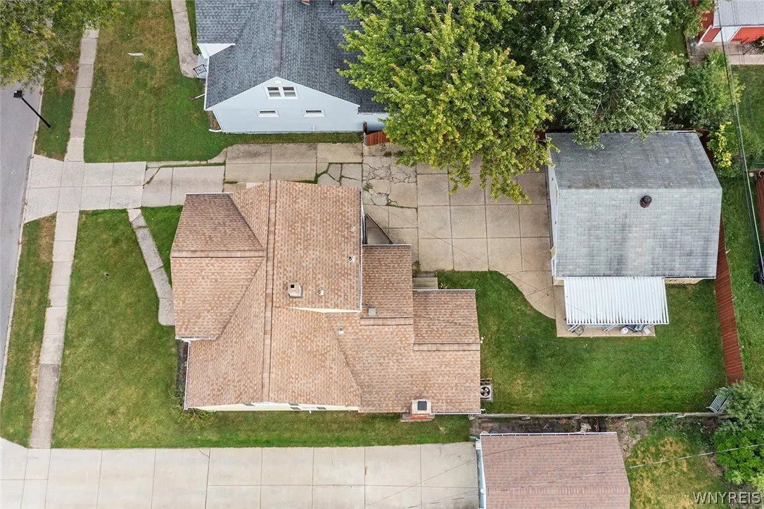141 North Ellwood Avenue, Tonawanda, New York 1422, Tonawanda, New York 14223, 4 Bedroom Bedrooms, 8 Room Rooms,2 BathroomBathrooms,Residential,For Sale,141 North Ellwood Avenue, Tonawanda, New York 1422,0,B1719140