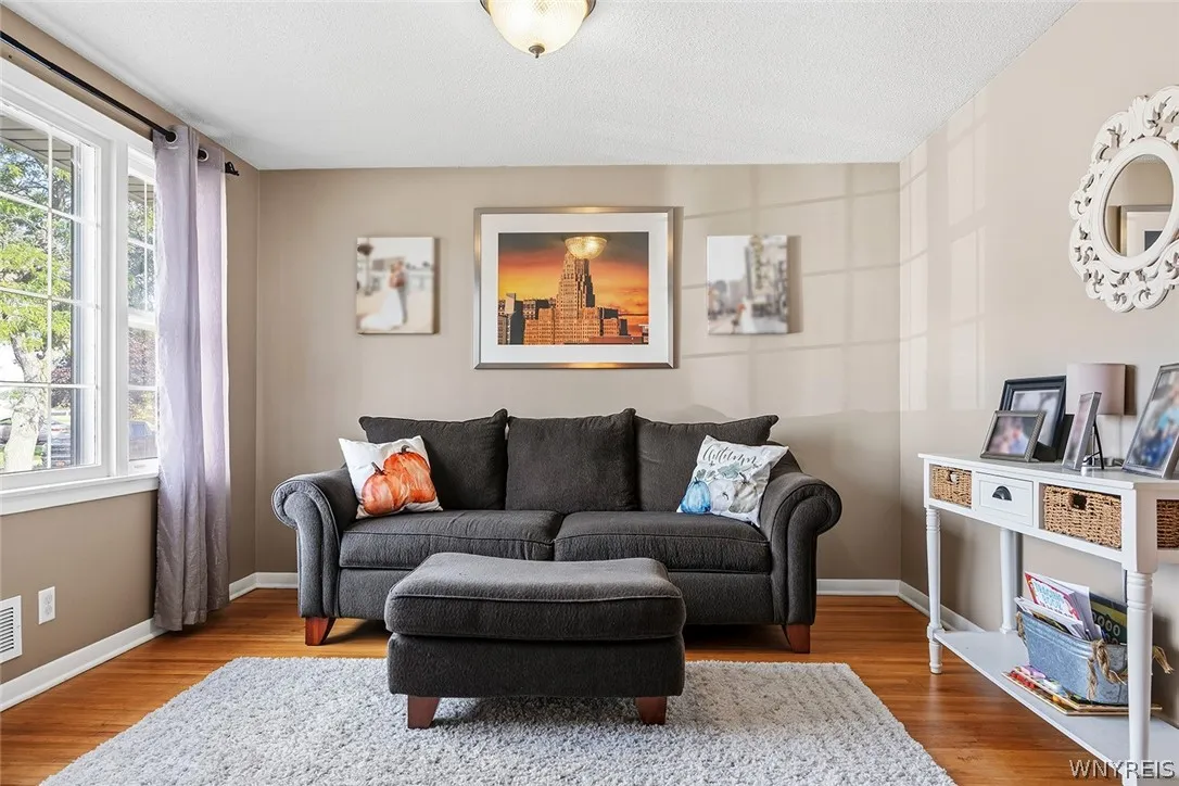 141 North Ellwood Avenue, Tonawanda, New York 1422, Tonawanda, New York 14223, 4 Bedroom Bedrooms, 8 Room Rooms,2 BathroomBathrooms,Residential,For Sale,141 North Ellwood Avenue, Tonawanda, New York 1422,0,B1719140