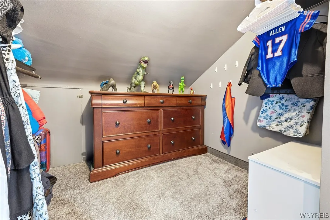 141 North Ellwood Avenue, Tonawanda, New York 1422, Tonawanda, New York 14223, 4 Bedroom Bedrooms, 8 Room Rooms,2 BathroomBathrooms,Residential,For Sale,141 North Ellwood Avenue, Tonawanda, New York 1422,0,B1719140