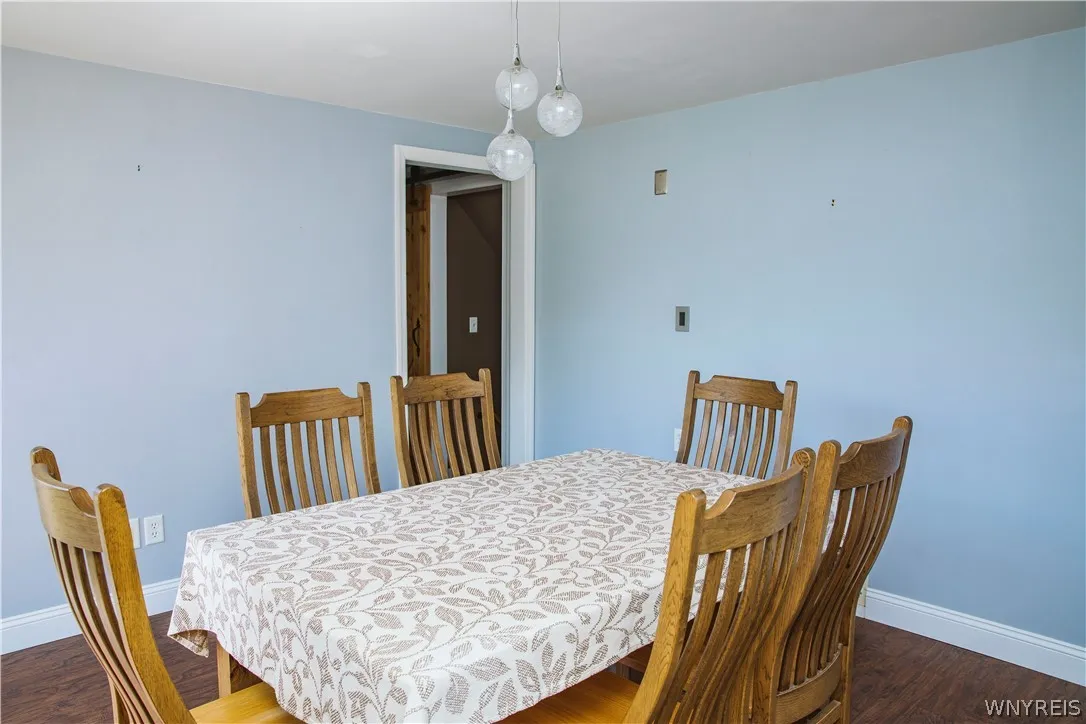 3021 Kirschner Parkway, Hamburg, New York 14075, Hamburg, New York 14075, 3 Bedroom Bedrooms, 7 Room Rooms,1 BathroomBathrooms,Residential,For Sale,3021 Kirschner Parkway, Hamburg, New York 14075,0,B1719532