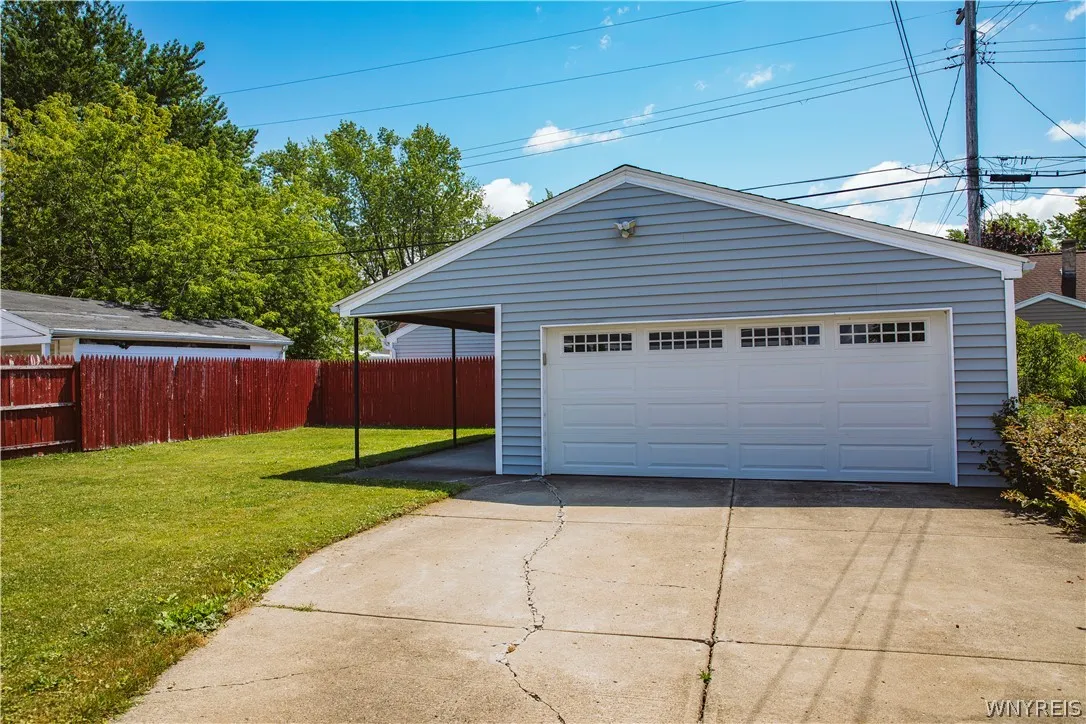 3021 Kirschner Parkway, Hamburg, New York 14075, Hamburg, New York 14075, 3 Bedroom Bedrooms, 7 Room Rooms,1 BathroomBathrooms,Residential,For Sale,3021 Kirschner Parkway, Hamburg, New York 14075,0,B1719532