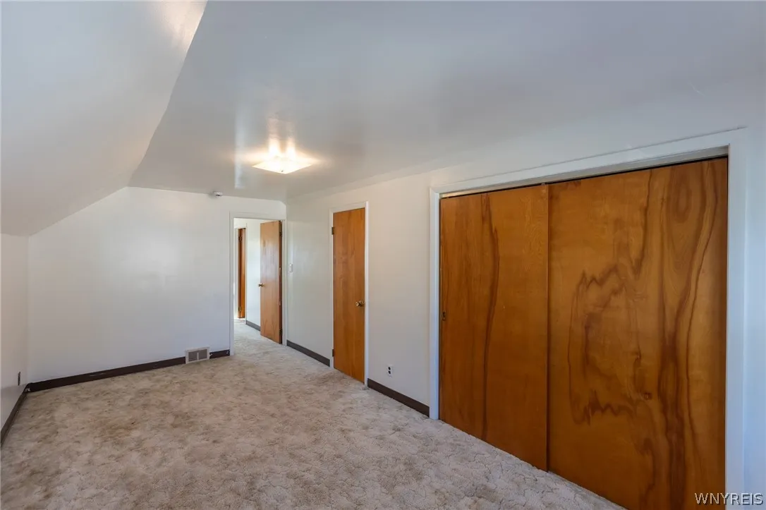 514 Windermere Boulevard, Amherst, New York 14226, Amherst, New York 14226, 4 Bedroom Bedrooms, 7 Room Rooms,2 BathroomBathrooms,Residential,For Sale,514 Windermere Boulevard, Amherst, New York 14226,0,B1719452