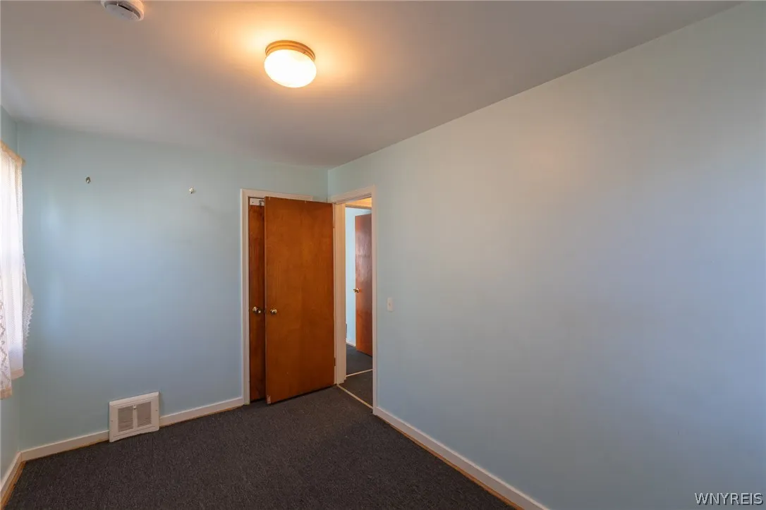 514 Windermere Boulevard, Amherst, New York 14226, Amherst, New York 14226, 4 Bedroom Bedrooms, 7 Room Rooms,2 BathroomBathrooms,Residential,For Sale,514 Windermere Boulevard, Amherst, New York 14226,0,B1719452