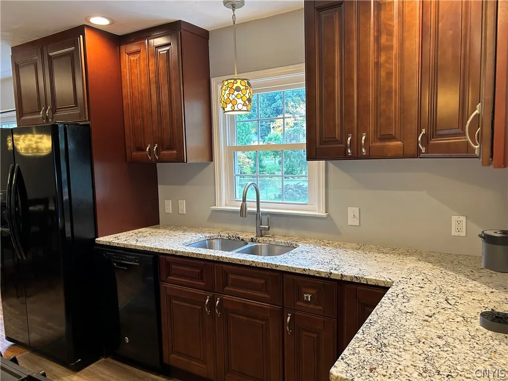 2703 West Genesee Street, Geddes, New York 13219, Geddes, New York 13219, 3 Bedroom Bedrooms, 6 Room Rooms,1 BathroomBathrooms,Residential,For Sale,2703 West Genesee Street, Geddes, New York 13219,0,S1719911