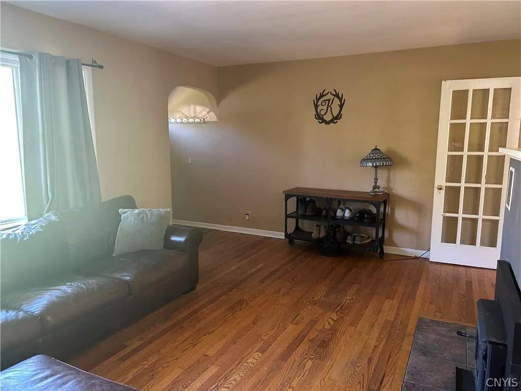 2703 West Genesee Street, Geddes, New York 13219, Geddes, New York 13219, 3 Bedroom Bedrooms, 6 Room Rooms,1 BathroomBathrooms,Residential,For Sale,2703 West Genesee Street, Geddes, New York 13219,0,S1719911