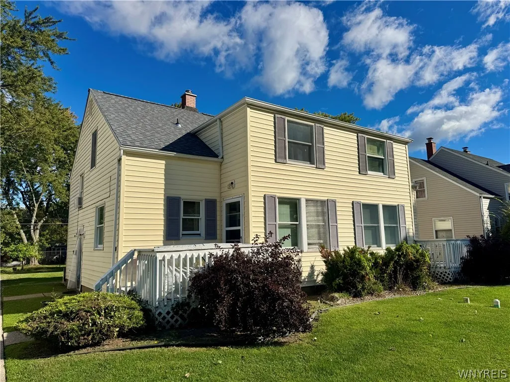794 Highland Avenue, Tonawanda, New York 14223, Tonawanda, New York 14223, 6 Bedroom Bedrooms, ,2 BathroomBathrooms,Residential,For Sale,794 Highland Avenue, Tonawanda, New York 14223,0,B1719964
