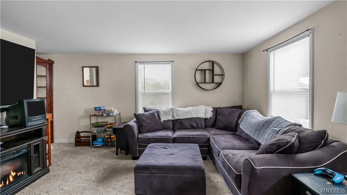 4500 Camp Road, Hamburg, New York 14075, Hamburg, New York 14075, 5 Bedroom Bedrooms, ,2 BathroomBathrooms,Residential,For Sale,4500 Camp Road, Hamburg, New York 14075,0,B1720048