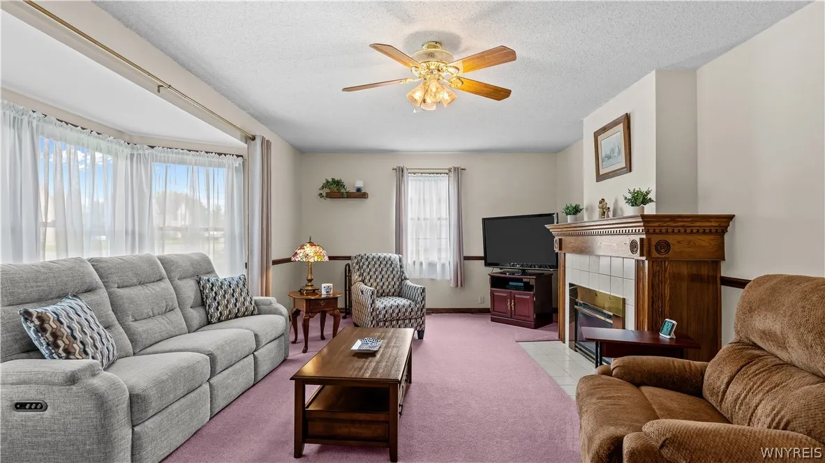 4500 Camp Road, Hamburg, New York 14075, Hamburg, New York 14075, 5 Bedroom Bedrooms, ,2 BathroomBathrooms,Residential,For Sale,4500 Camp Road, Hamburg, New York 14075,0,B1720048