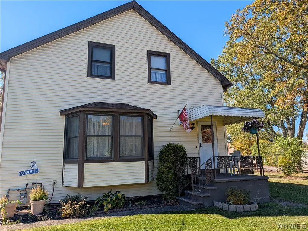4500 Camp Road, Hamburg, New York 14075, Hamburg, New York 14075, 5 Bedroom Bedrooms, ,2 BathroomBathrooms,Residential,For Sale,4500 Camp Road, Hamburg, New York 14075,0,B1720048