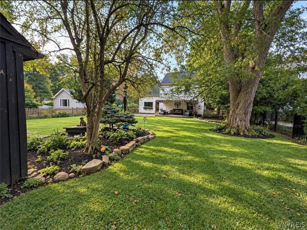 164 Parkdale Avenue, Aurora, New York 14052, Aurora, New York 14052, 3 Bedroom Bedrooms, 7 Room Rooms,1 BathroomBathrooms,Residential,For Sale,164 Parkdale Avenue, Aurora, New York 14052,0,B1719889