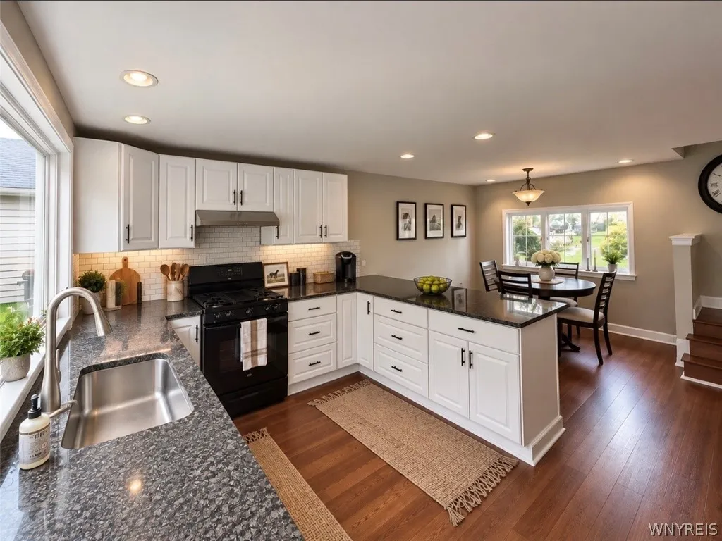 164 Parkdale Avenue, Aurora, New York 14052, Aurora, New York 14052, 3 Bedroom Bedrooms, 7 Room Rooms,1 BathroomBathrooms,Residential,For Sale,164 Parkdale Avenue, Aurora, New York 14052,0,B1719889