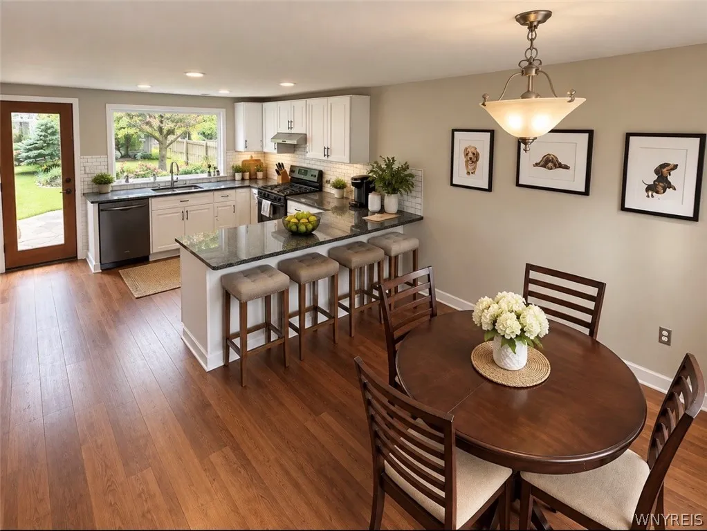 164 Parkdale Avenue, Aurora, New York 14052, Aurora, New York 14052, 3 Bedroom Bedrooms, 7 Room Rooms,1 BathroomBathrooms,Residential,For Sale,164 Parkdale Avenue, Aurora, New York 14052,0,B1719889