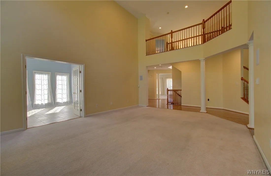 6225 Country Walk Court, Clarence, New York 14032, Clarence, New York 14032, 4 Bedroom Bedrooms, 10 Room Rooms,4 BathroomBathrooms,Residential,For Sale,6225 Country Walk Court, Clarence, New York 14032,0,B1720226
