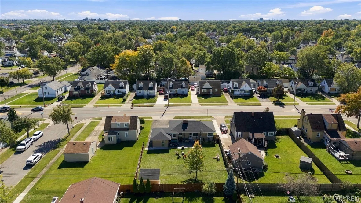 1178 Brighton Road, Tonawanda, New York 14150, Tonawanda, New York 14150, 3 Bedroom Bedrooms, 8 Room Rooms,2 BathroomBathrooms,Residential,For Sale,1178 Brighton Road, Tonawanda, New York 14150,0,B1719957