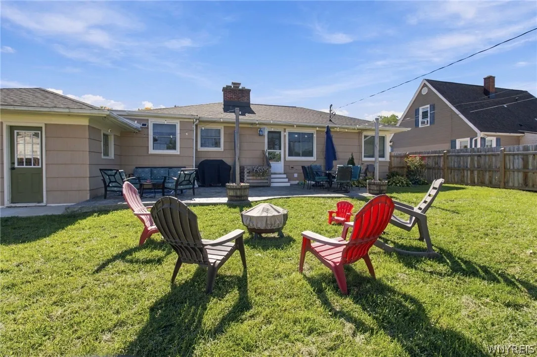 1178 Brighton Road, Tonawanda, New York 14150, Tonawanda, New York 14150, 3 Bedroom Bedrooms, 8 Room Rooms,2 BathroomBathrooms,Residential,For Sale,1178 Brighton Road, Tonawanda, New York 14150,0,B1719957