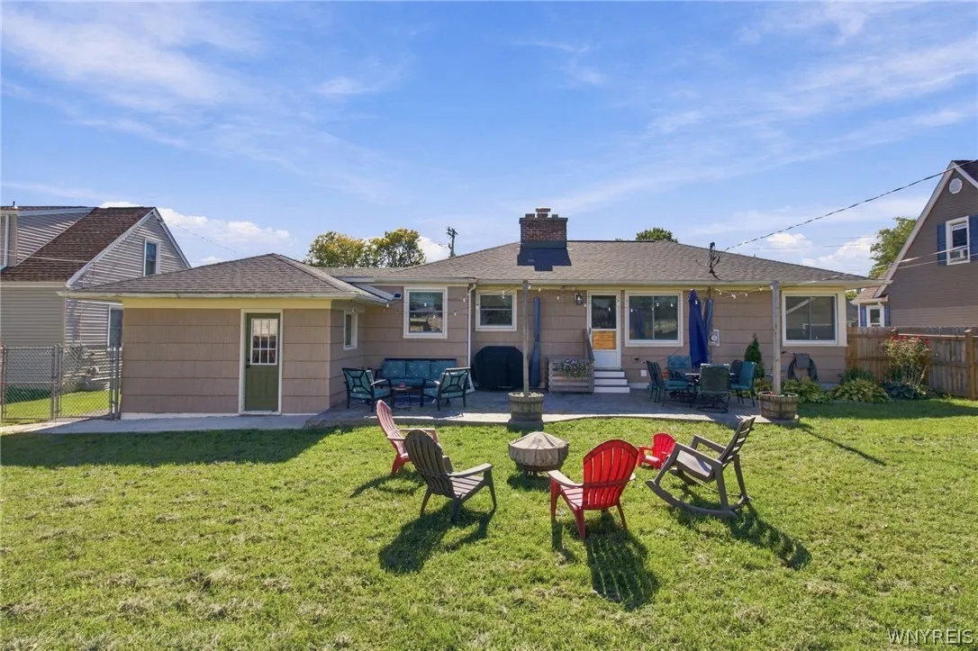 1178 Brighton Road, Tonawanda, New York 14150, Tonawanda, New York 14150, 3 Bedroom Bedrooms, 8 Room Rooms,2 BathroomBathrooms,Residential,For Sale,1178 Brighton Road, Tonawanda, New York 14150,0,B1719957