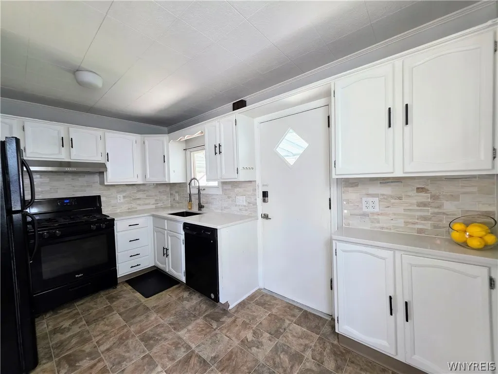 147 Fairfield Avenue, Tonawanda, New York 14223, Tonawanda, New York 14223, 3 Bedroom Bedrooms, 6 Room Rooms,1 BathroomBathrooms,Residential,For Sale,147 Fairfield Avenue, Tonawanda, New York 14223,0,B1720263