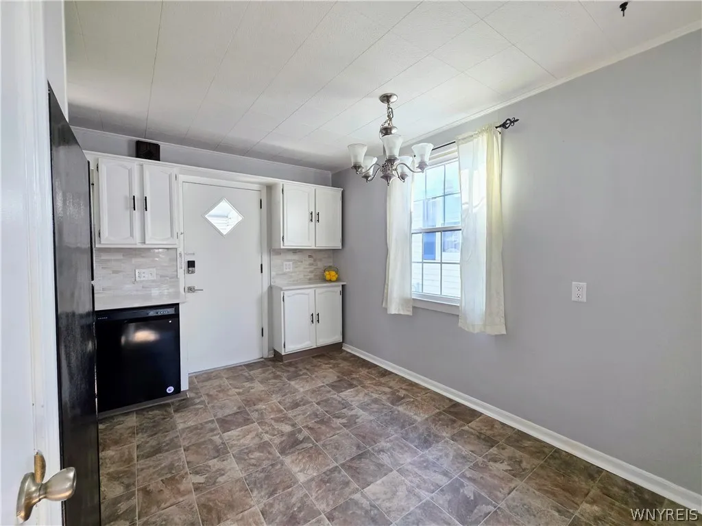 147 Fairfield Avenue, Tonawanda, New York 14223, Tonawanda, New York 14223, 3 Bedroom Bedrooms, 6 Room Rooms,1 BathroomBathrooms,Residential,For Sale,147 Fairfield Avenue, Tonawanda, New York 14223,0,B1720263