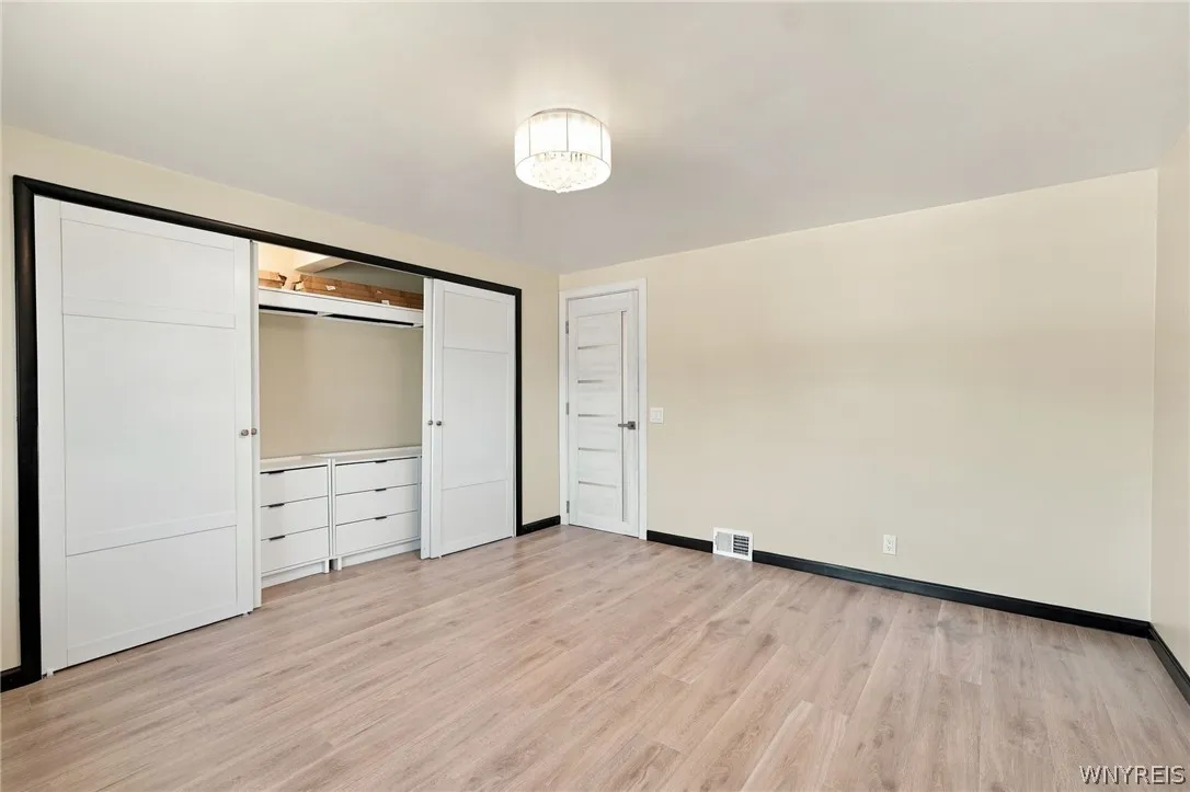 63 Saint Clare, Tonawanda, New York 14150, Tonawanda, New York 14150, 3 Bedroom Bedrooms, 7 Room Rooms,1 BathroomBathrooms,Residential,For Sale,63 Saint Clare, Tonawanda, New York 14150,0,B1720322