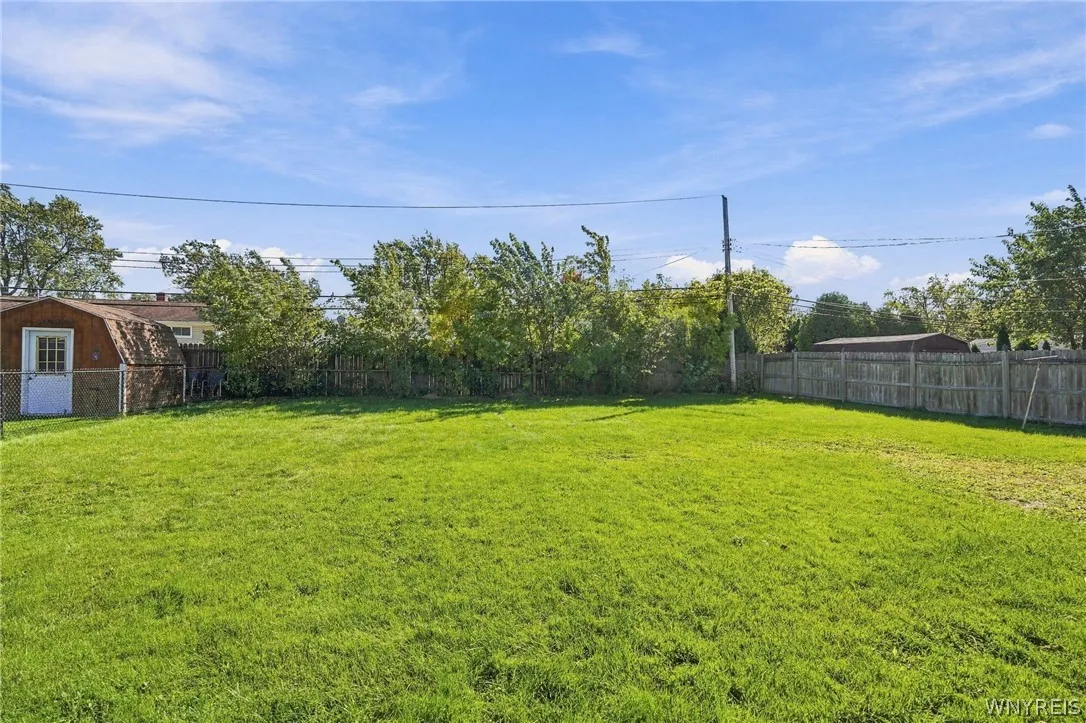 63 Saint Clare, Tonawanda, New York 14150, Tonawanda, New York 14150, 3 Bedroom Bedrooms, 7 Room Rooms,1 BathroomBathrooms,Residential,For Sale,63 Saint Clare, Tonawanda, New York 14150,0,B1720322
