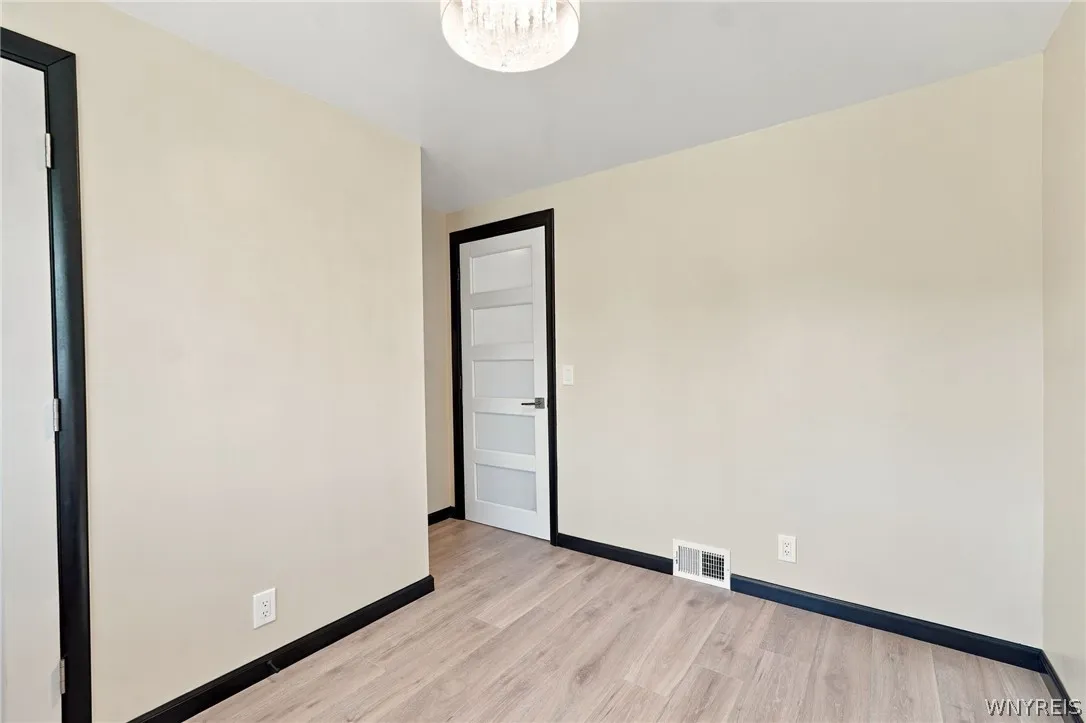 63 Saint Clare, Tonawanda, New York 14150, Tonawanda, New York 14150, 3 Bedroom Bedrooms, 7 Room Rooms,1 BathroomBathrooms,Residential,For Sale,63 Saint Clare, Tonawanda, New York 14150,0,B1720322