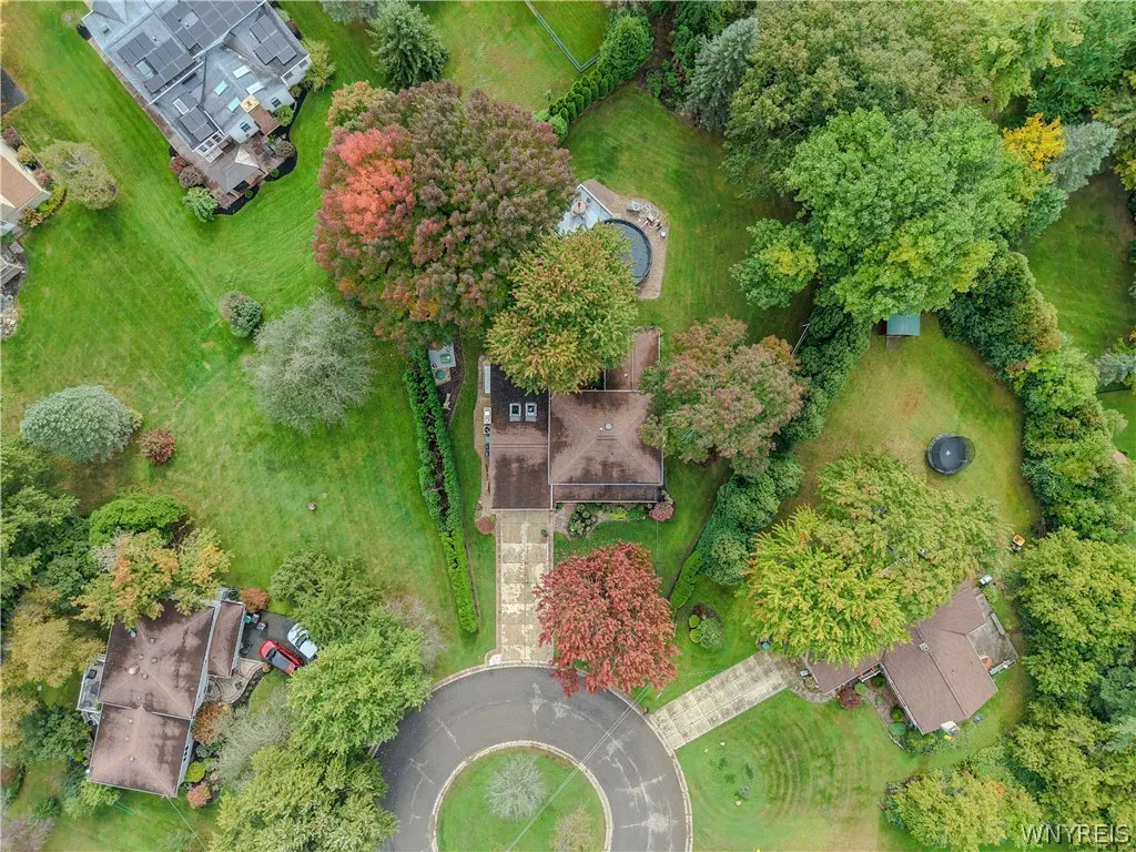 29 Windgate, Orchard Park, New York 14127, Orchard Park, New York 14127, 4 Bedroom Bedrooms, 11 Room Rooms,2 BathroomBathrooms,Residential,For Sale,29 Windgate, Orchard Park, New York 14127,0,B1718838