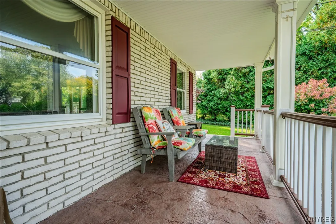 29 Windgate, Orchard Park, New York 14127, Orchard Park, New York 14127, 4 Bedroom Bedrooms, 11 Room Rooms,2 BathroomBathrooms,Residential,For Sale,29 Windgate, Orchard Park, New York 14127,0,B1718838