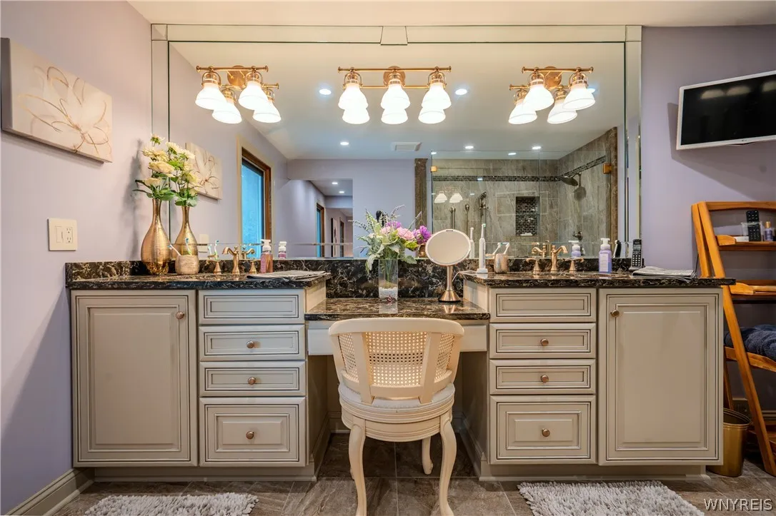 29 Windgate, Orchard Park, New York 14127, Orchard Park, New York 14127, 4 Bedroom Bedrooms, 11 Room Rooms,2 BathroomBathrooms,Residential,For Sale,29 Windgate, Orchard Park, New York 14127,0,B1718838