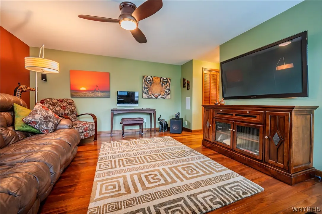 29 Windgate, Orchard Park, New York 14127, Orchard Park, New York 14127, 4 Bedroom Bedrooms, 11 Room Rooms,2 BathroomBathrooms,Residential,For Sale,29 Windgate, Orchard Park, New York 14127,0,B1718838