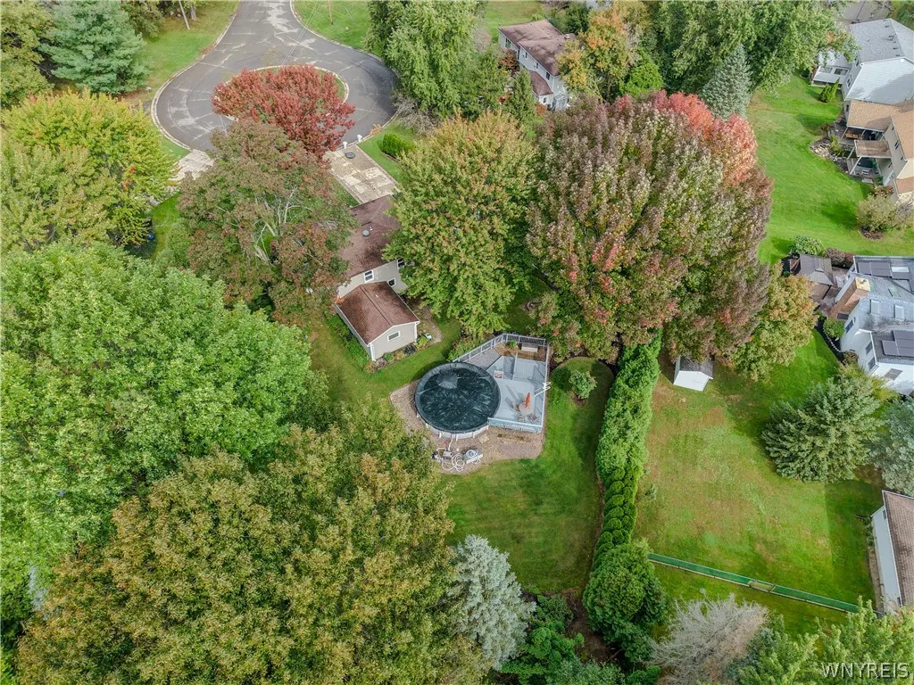 29 Windgate, Orchard Park, New York 14127, Orchard Park, New York 14127, 4 Bedroom Bedrooms, 11 Room Rooms,2 BathroomBathrooms,Residential,For Sale,29 Windgate, Orchard Park, New York 14127,0,B1718838