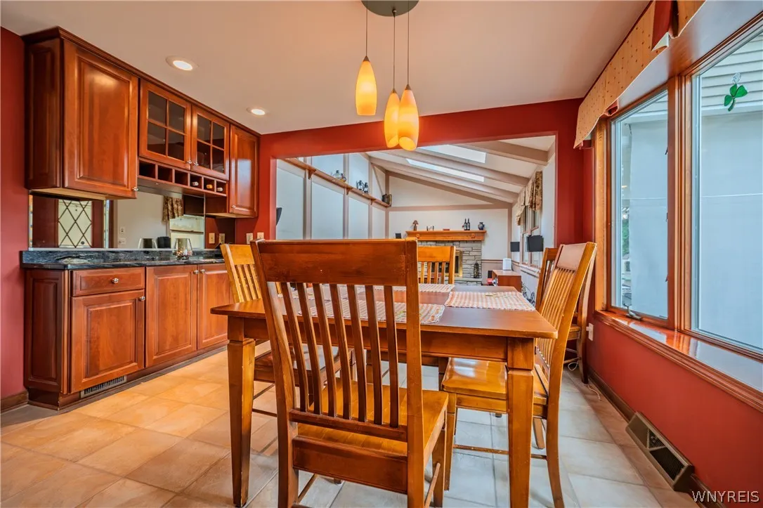 29 Windgate, Orchard Park, New York 14127, Orchard Park, New York 14127, 4 Bedroom Bedrooms, 11 Room Rooms,2 BathroomBathrooms,Residential,For Sale,29 Windgate, Orchard Park, New York 14127,0,B1718838